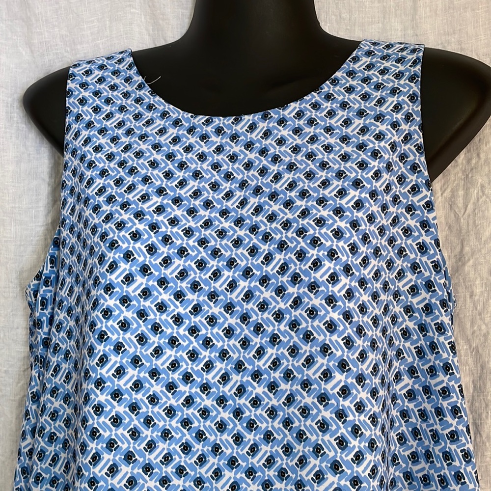 Medium LOFT Blouse Sleeveless Blue & Black